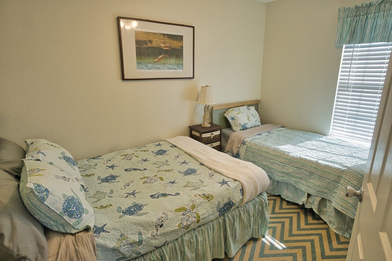 763 Gulfview North Sargent, TX 77414 - Photo 19 of 38 Bedroom 3