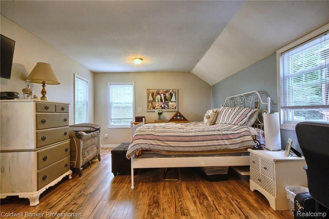 7301 Merritt Road Ypsilanti, MI 48197 - Photo 19 of 28 Master_Bedroom.jpg