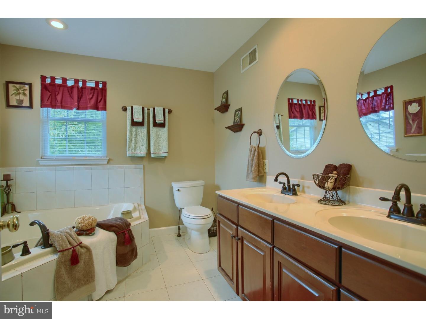 23 Joseph's Way Reading, PA 19607 - Photo 13 of 25 Master Bathroom