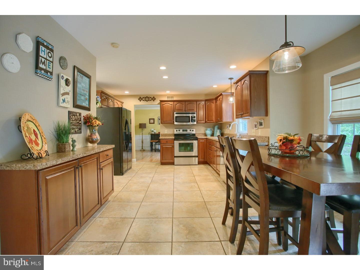 23 Joseph's Way Reading, PA 19607 - Photo 6 of 25 Kitchen