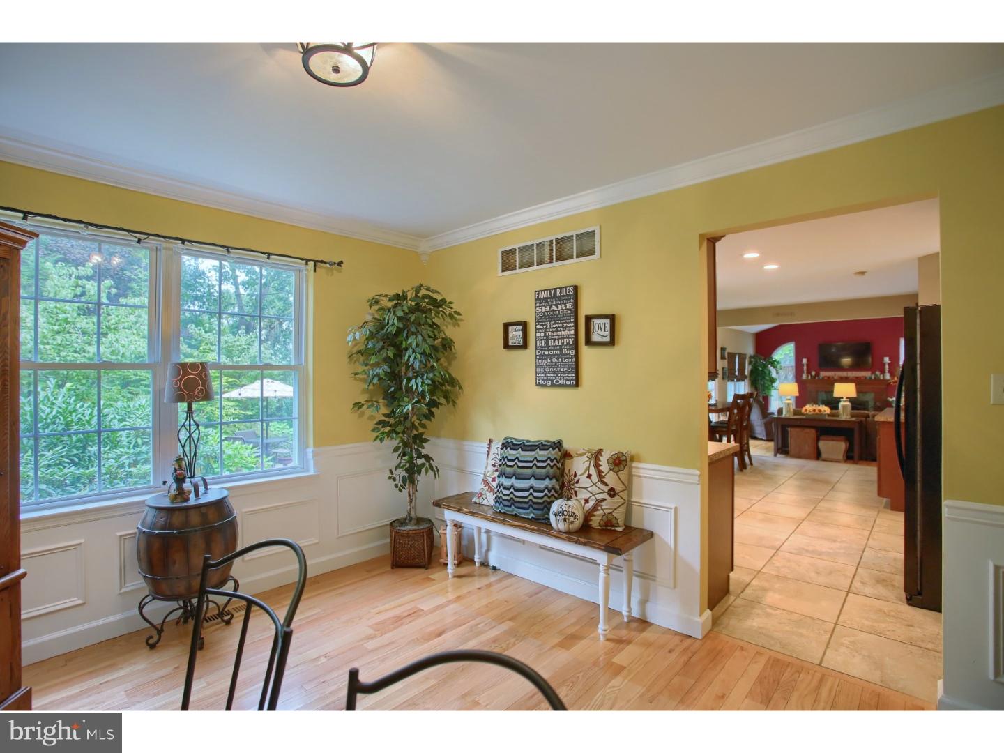 23 Joseph's Way Reading, PA 19607 - Photo 8 of 25 Dining Room