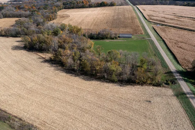 $225,000 | 30-xxx 216th Lane, Henderson, MN 56044