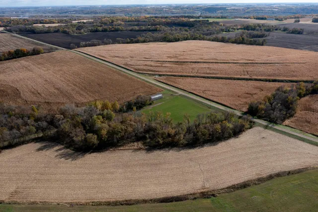 $225,000 | 30-xxx 216th Lane, Henderson, MN 56044