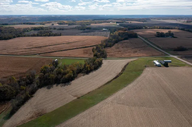 $225,000 | 30-xxx 216th Lane, Henderson, MN 56044