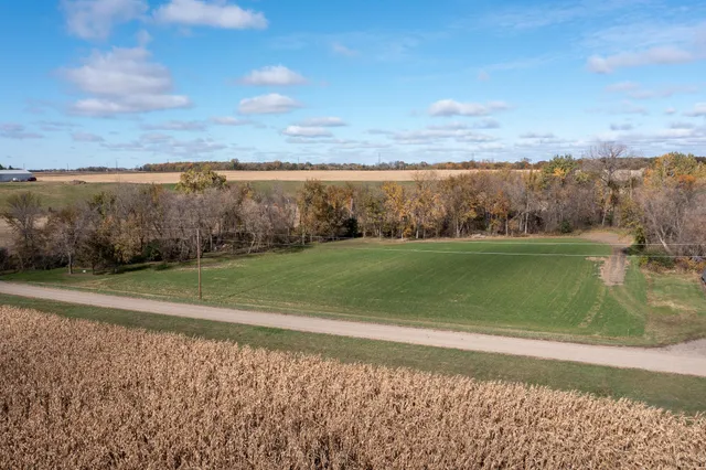 $225,000 | 30-xxx 216th Lane, Henderson, MN 56044