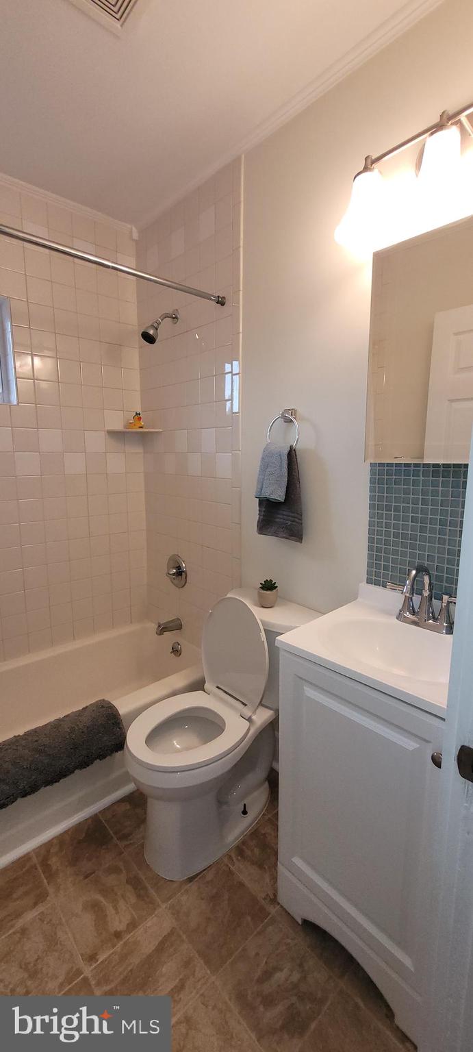 247 F Street Carneys Point, NJ 08069 - Photo 17 of 21 Gallery Image 17