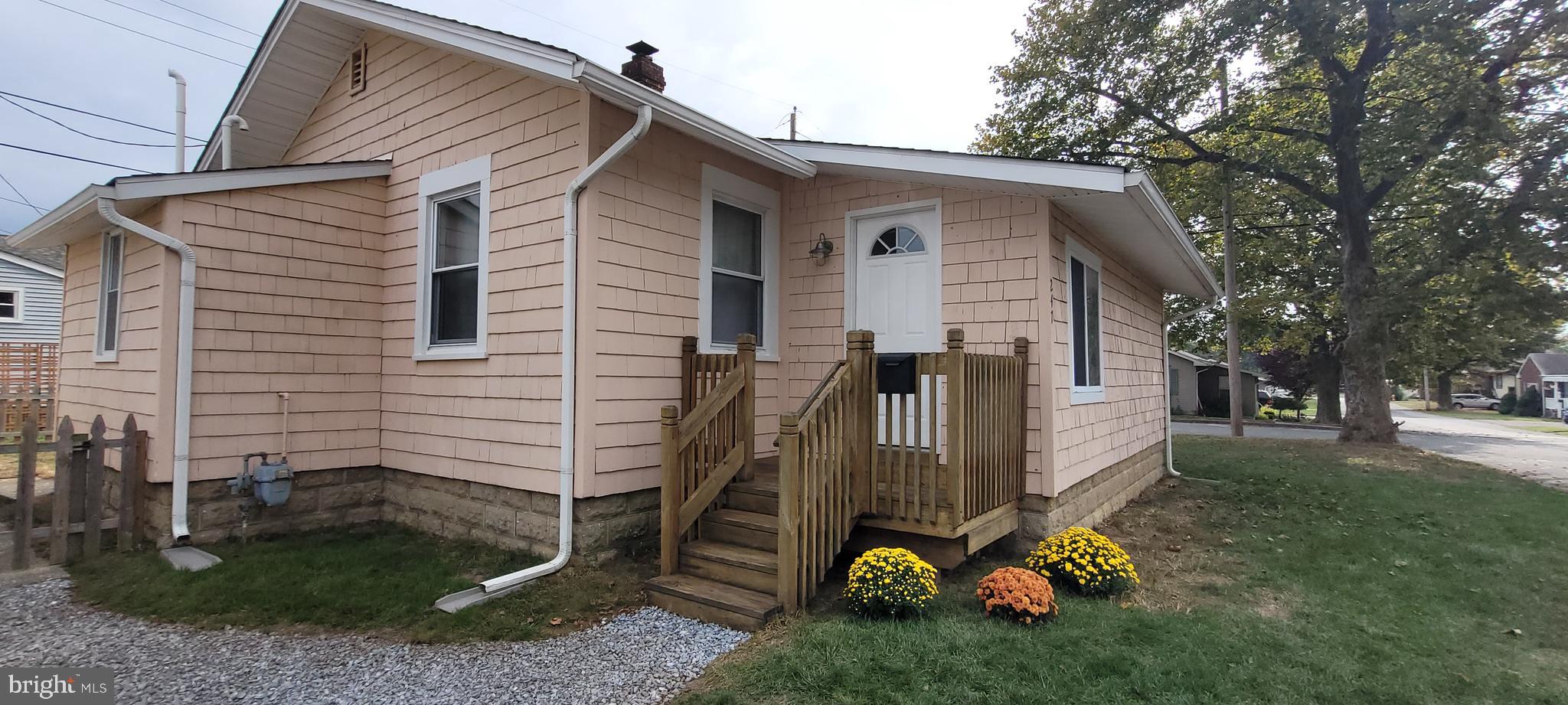 247 F Street Carneys Point, NJ 08069 - Photo 2 of 21 Gallery Image 2