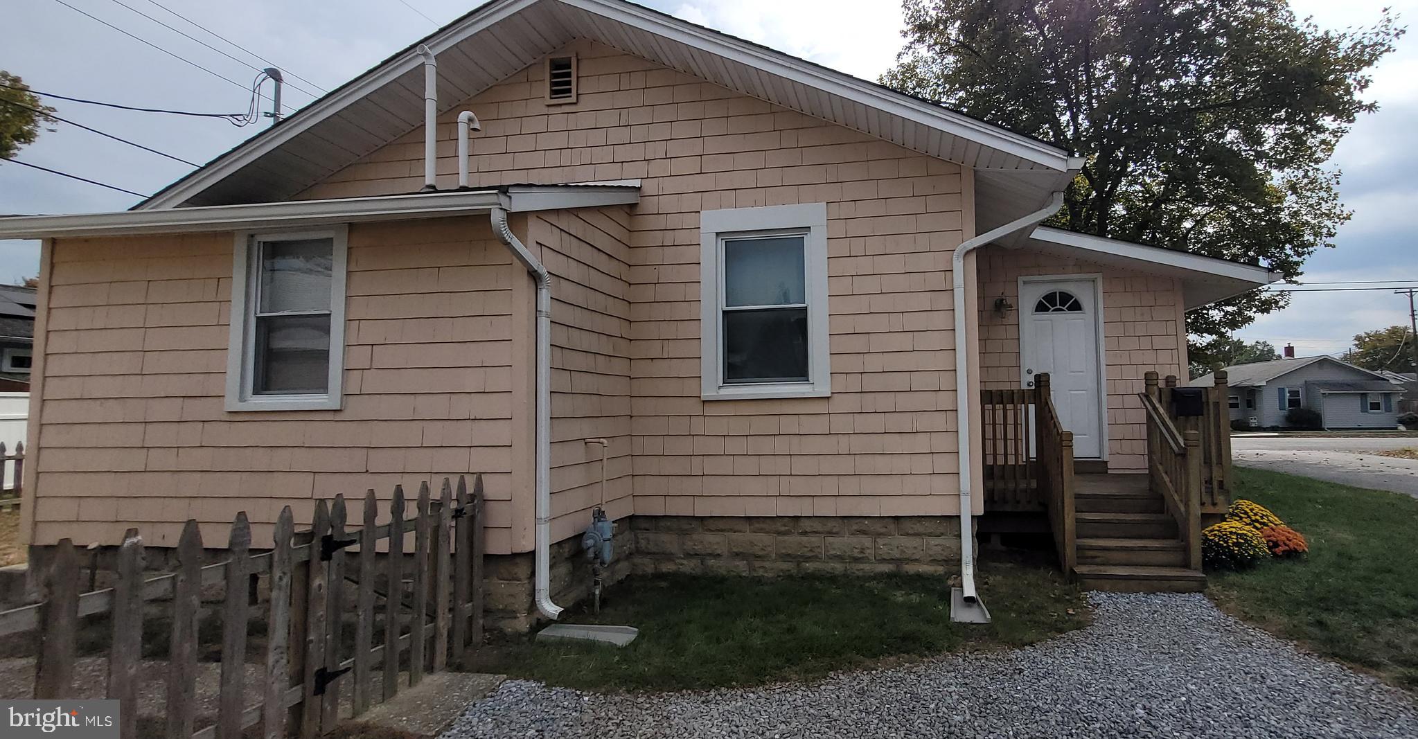 247 F Street Carneys Point, NJ 08069 - Photo 4 of 21 Gallery Image 4