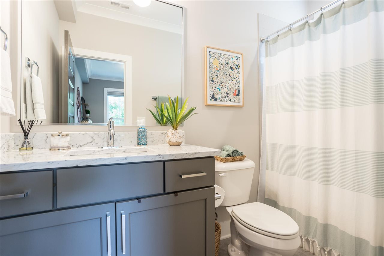 660 Watauga Street Raleigh, NC 27604 - Photo 26 of 29 Full Bathroom
