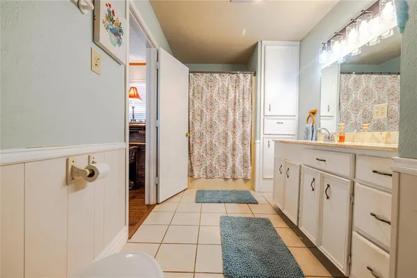 $2,400 | 4542 Fireman's Lane, Lone Oak, TX 75453