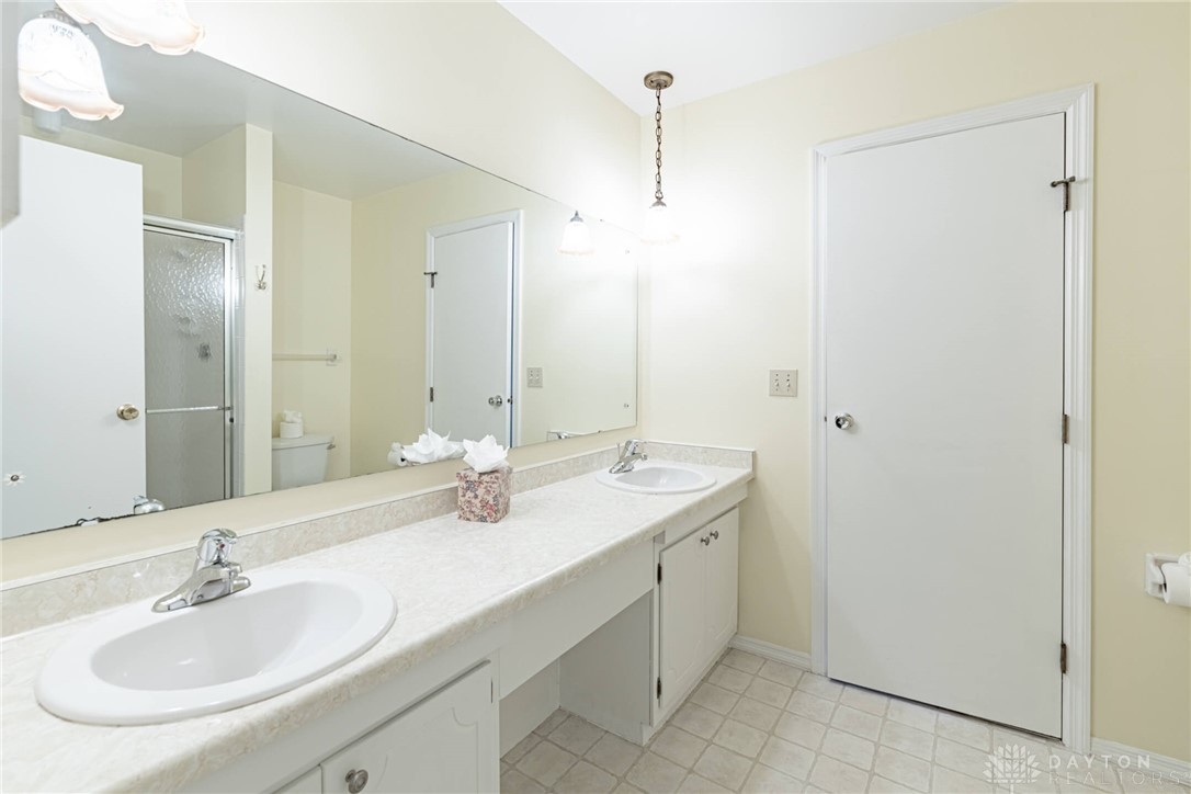 1047 East Rahn Road Centerville, OH 45429 - Photo 24 of 36 Gallery Image 24