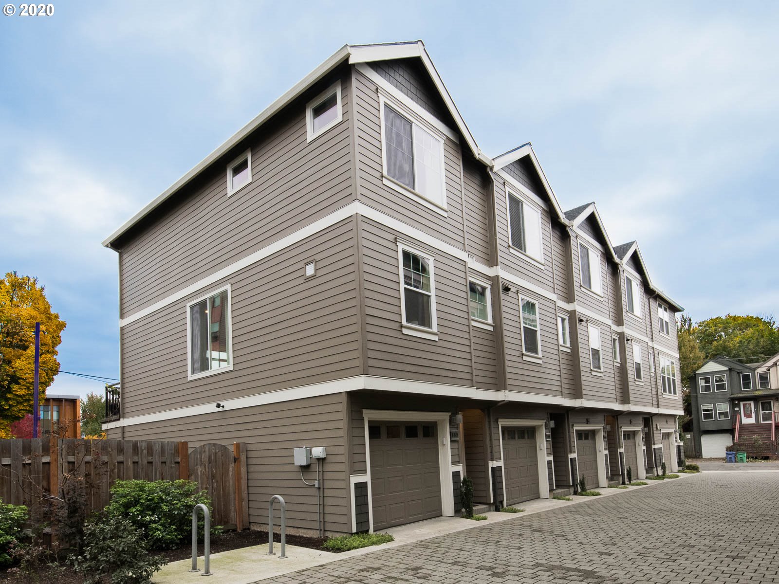 337 Northeast Morris Street Portland, OR 97212 - Photo 4 of 27