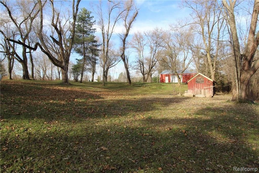 1400 North Maple Leaf Road Lapeer, MI 48446 - Photo 19 of 21