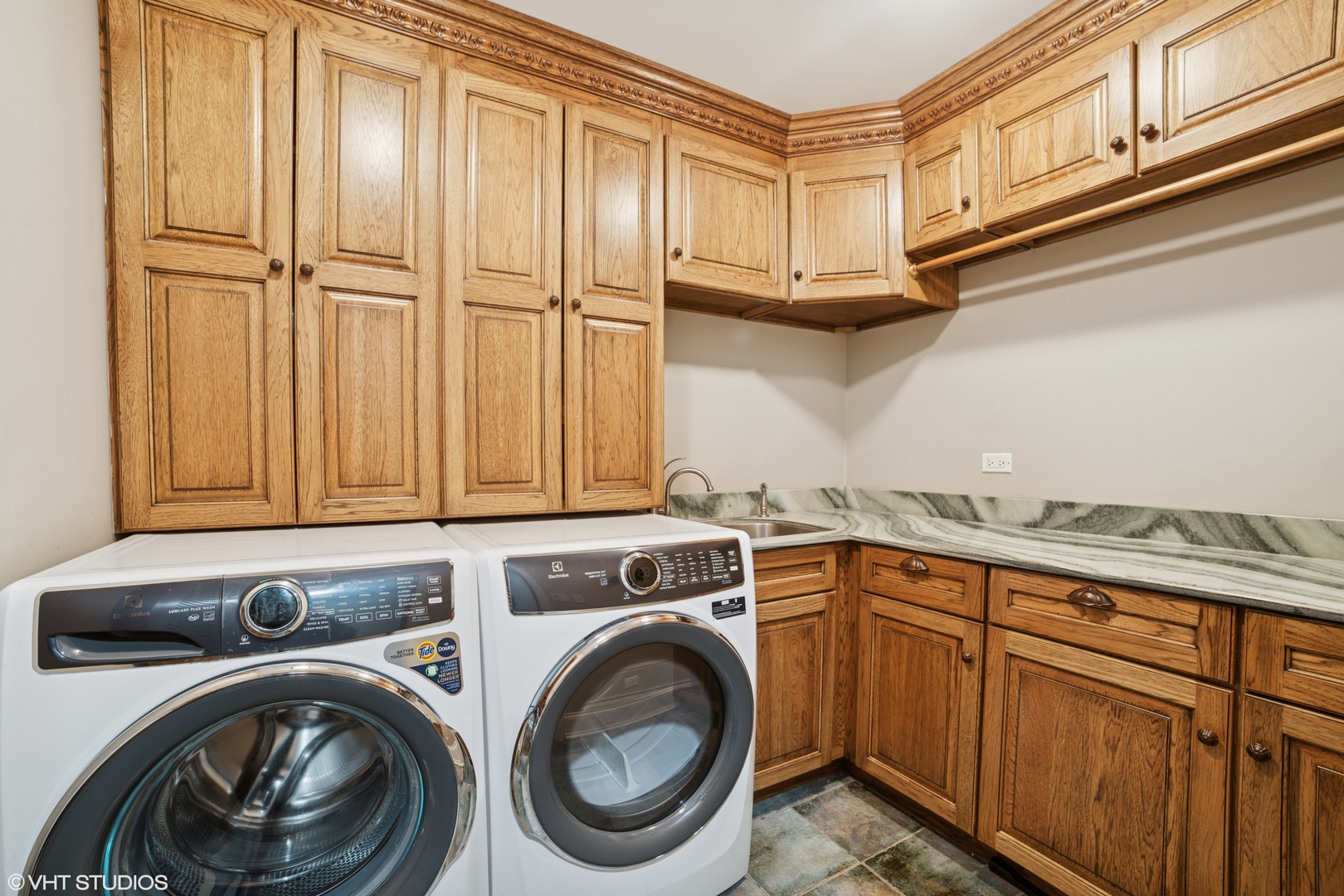 32W634 Oak Lawn Farm Road Wayne, IL 60184 - Photo 28 of 36