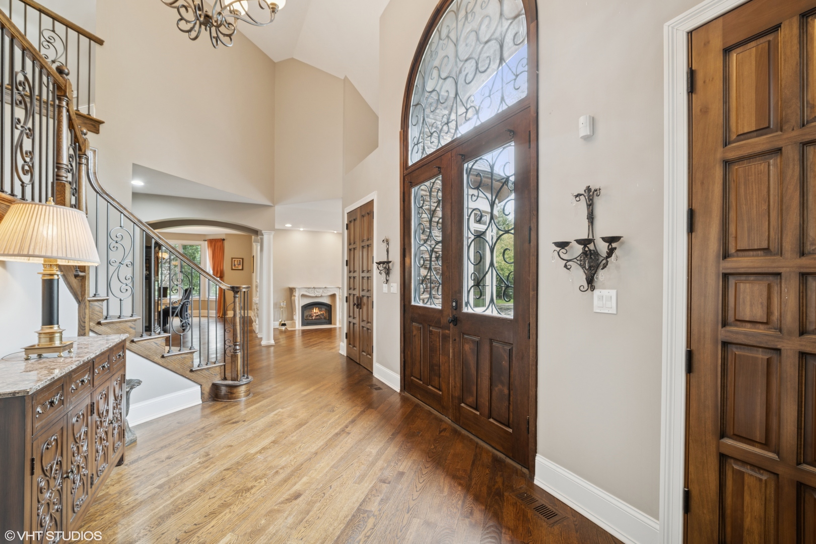 32W634 Oak Lawn Farm Road Wayne, IL 60184 - Photo 4 of 36