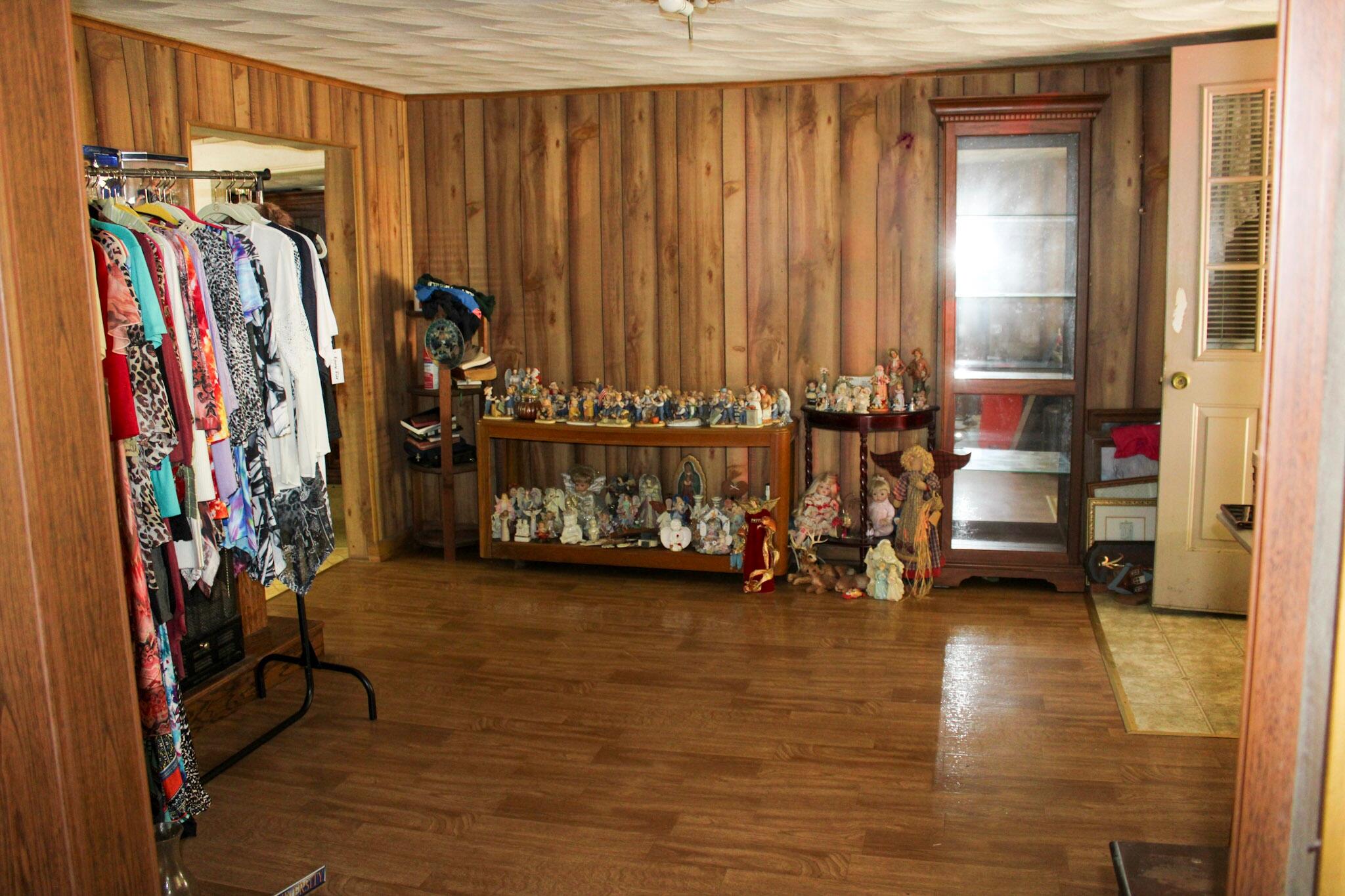 6097 Blue Ridge Turnpike Fincastle, VA 24090 - Photo 3 of 14 1000326529