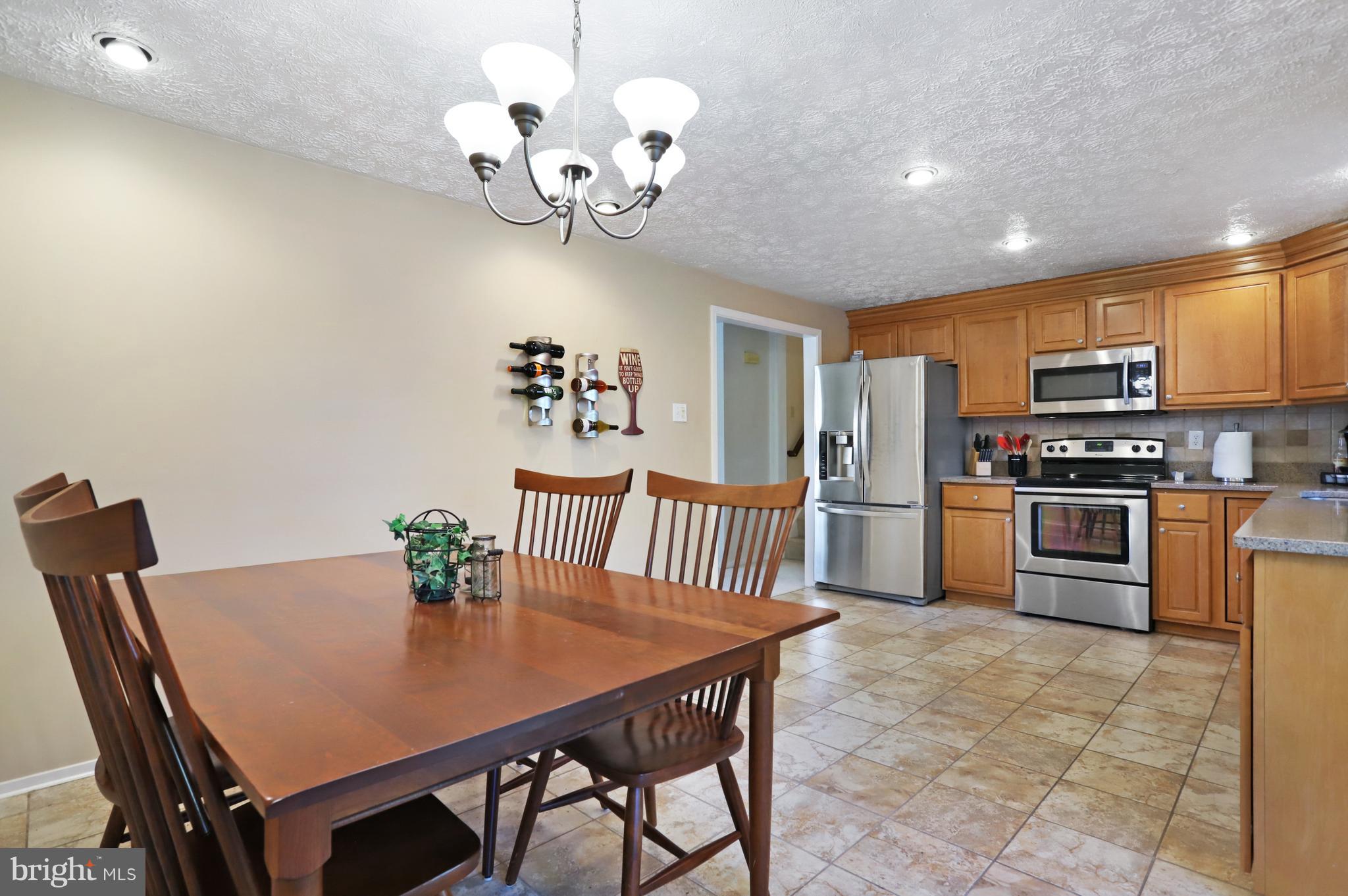 225 Savage Road Frederick, MD 21702 - Photo 9 of 30 Kitchen/Dining Room