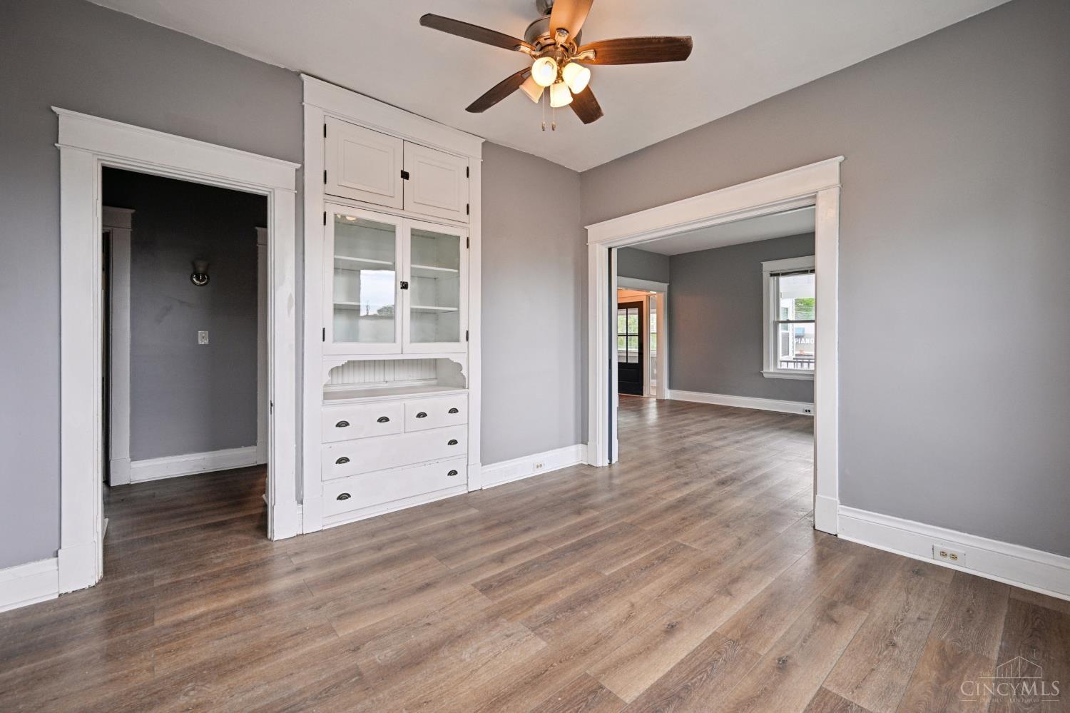 6815 Montgomery Road Silverton, OH 45236 - Photo 14 of 38