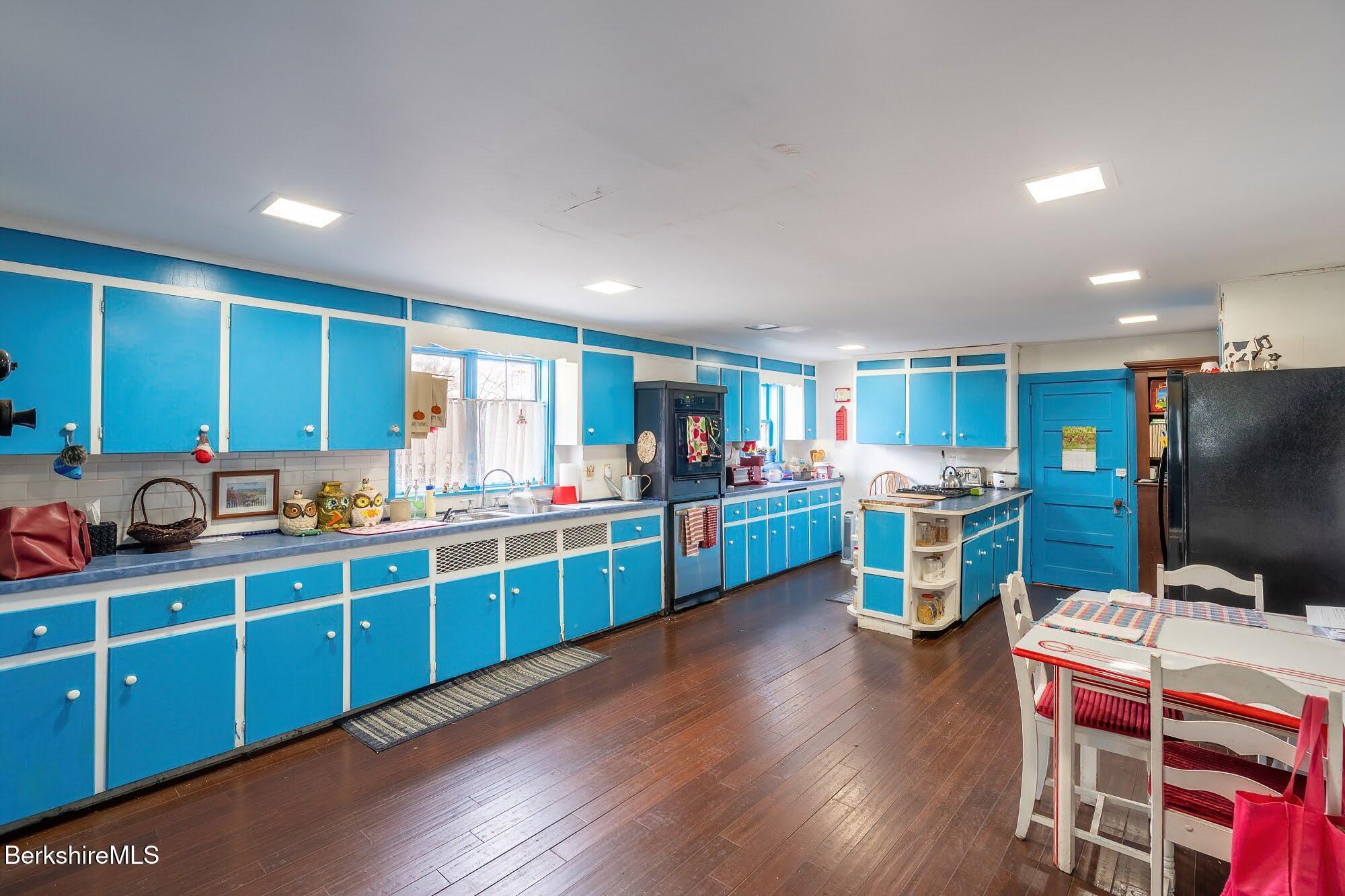 119 South Main Street Sheffield, MA 01257 - Photo 14 of 41 13 Kitchen 1