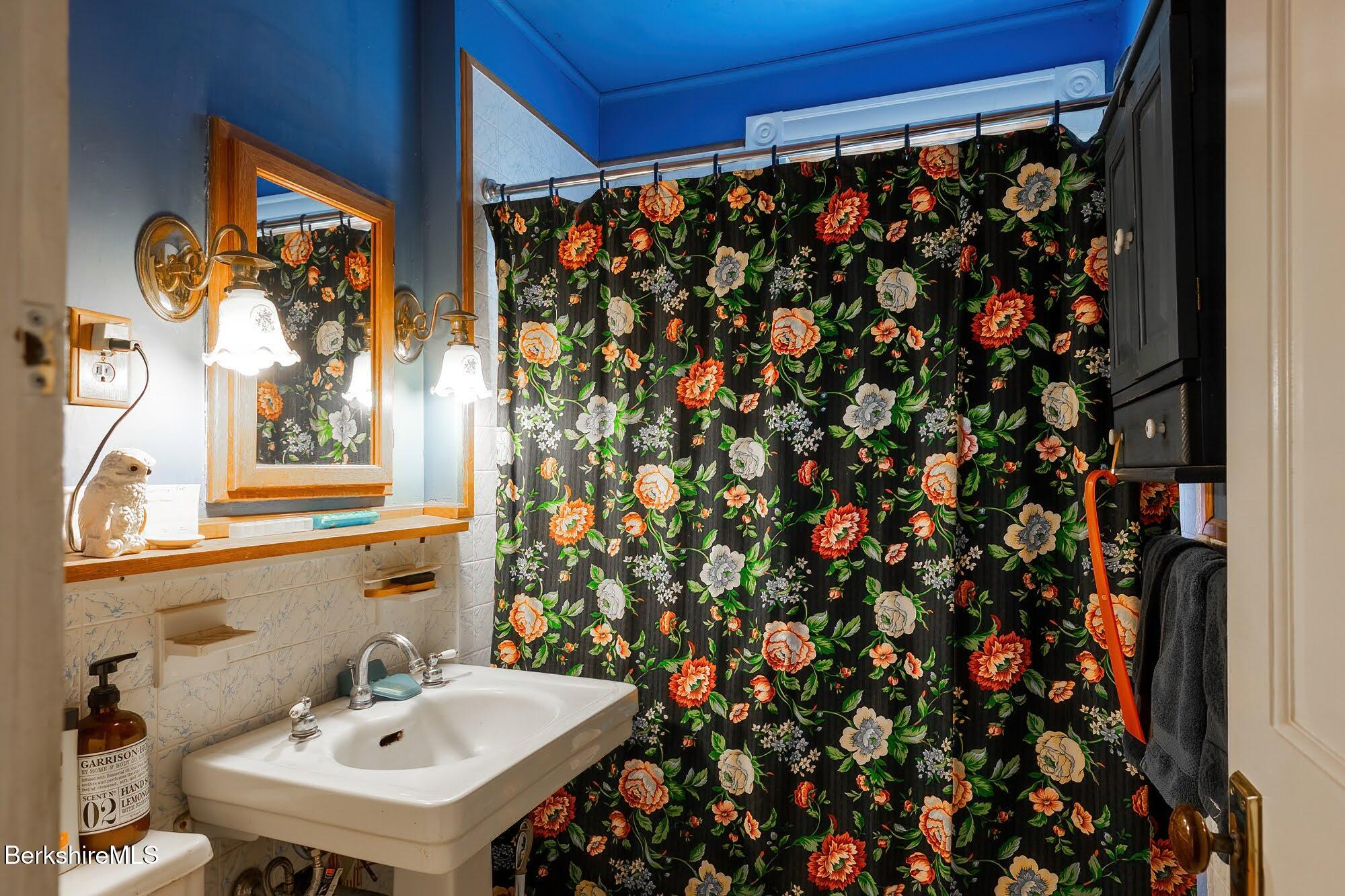 119 South Main Street Sheffield, MA 01257 - Photo 26 of 41 24A Bathroom 2