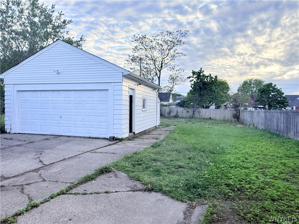 2410 Harlem Road Cheektowaga, NY 14225 - Photo 13 of 50