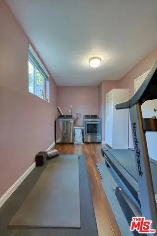 $600,000 | 5811 Woodman Avenue, Unit 22, Van Nuys, CA 91401