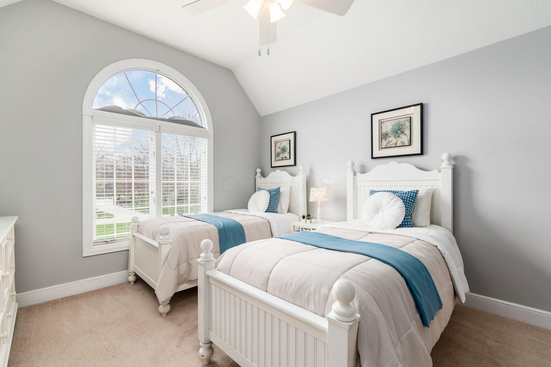 9936 Hoover Woods Road Galena, OH 43021 - Photo 27 of 47 Vaulted Ceiling Bedroom