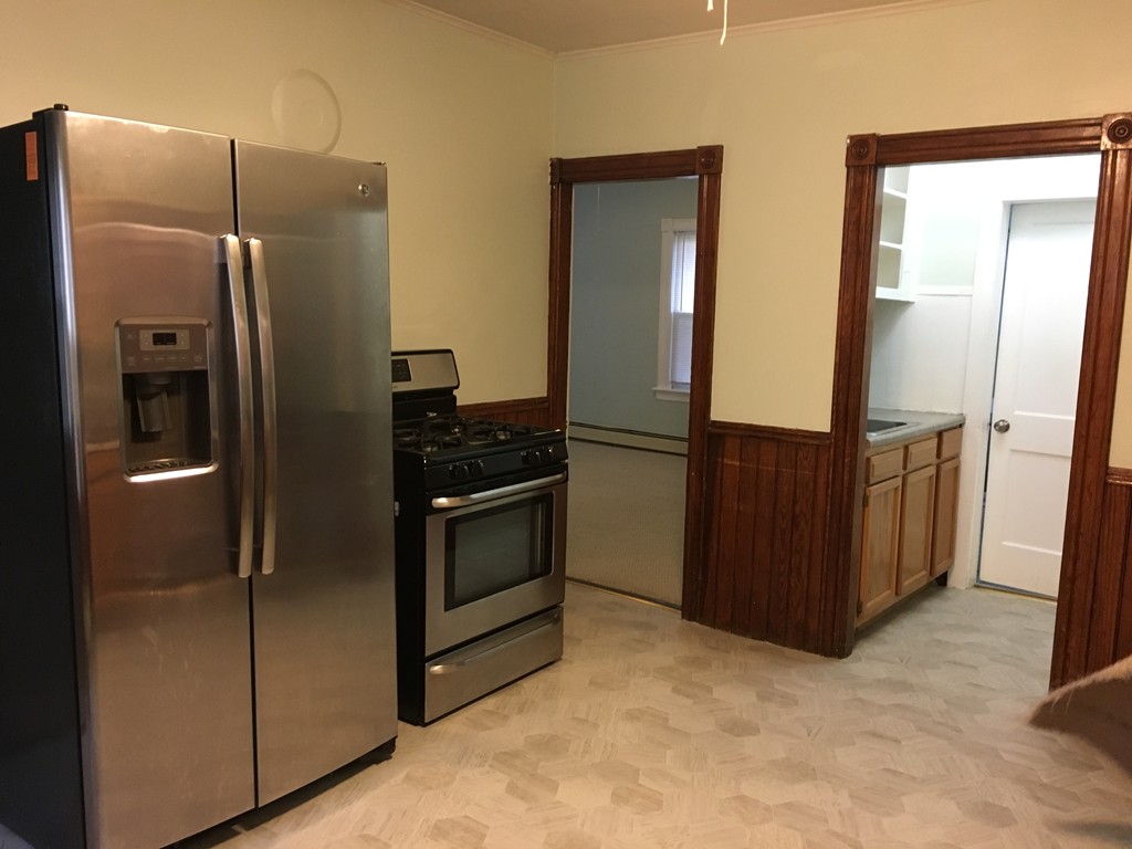 9 Tower Street Webster, MA 01570 - Photo 2 of 13