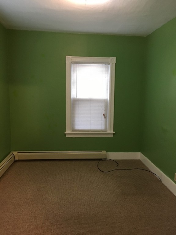 9 Tower Street Webster, MA 01570 - Photo 6 of 13