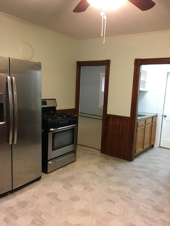 9 Tower Street Webster, MA 01570 - Photo 7 of 13