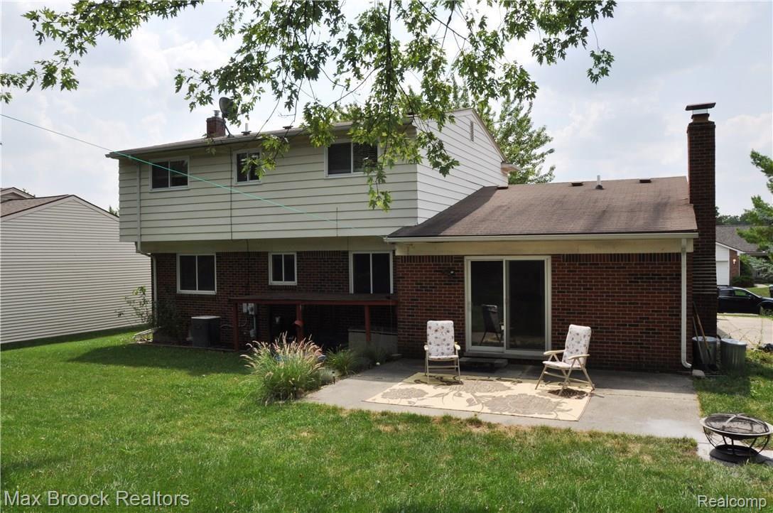 68 Foxboro Drive Rochester, MI 48309 - Photo 28 of 35 DSC_0092.JPG