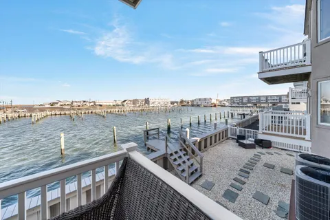 $1,450,000 | 392 83rd Street, Unit 392, Stone Harbor, NJ 08247