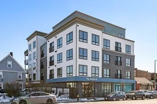 $3,600 | 214 Market Street, Unit 309, Boston, MA 02135