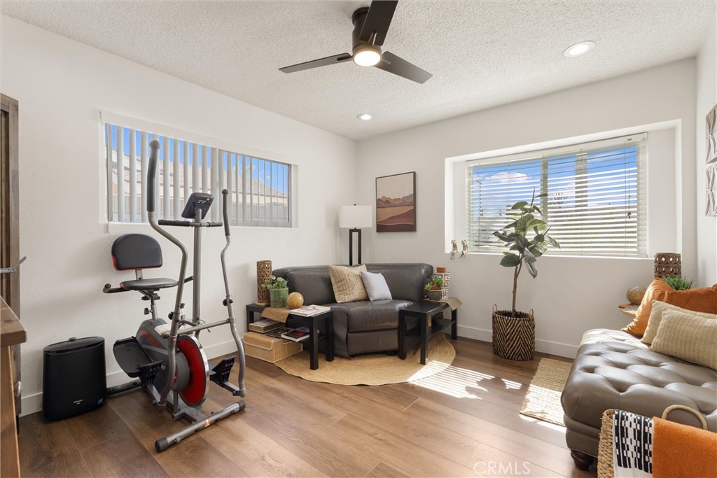 1675 West Mells Lane Anaheim, CA 92802 - Photo 12 of 46