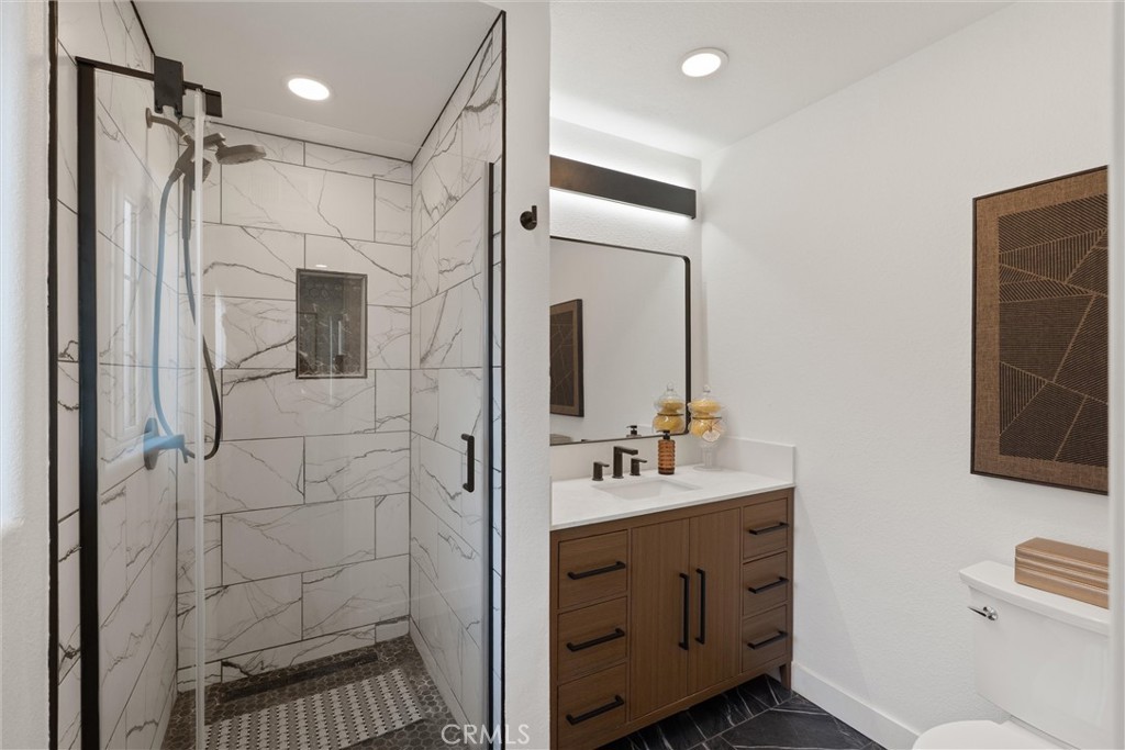 1675 West Mells Lane Anaheim, CA 92802 - Photo 20 of 46