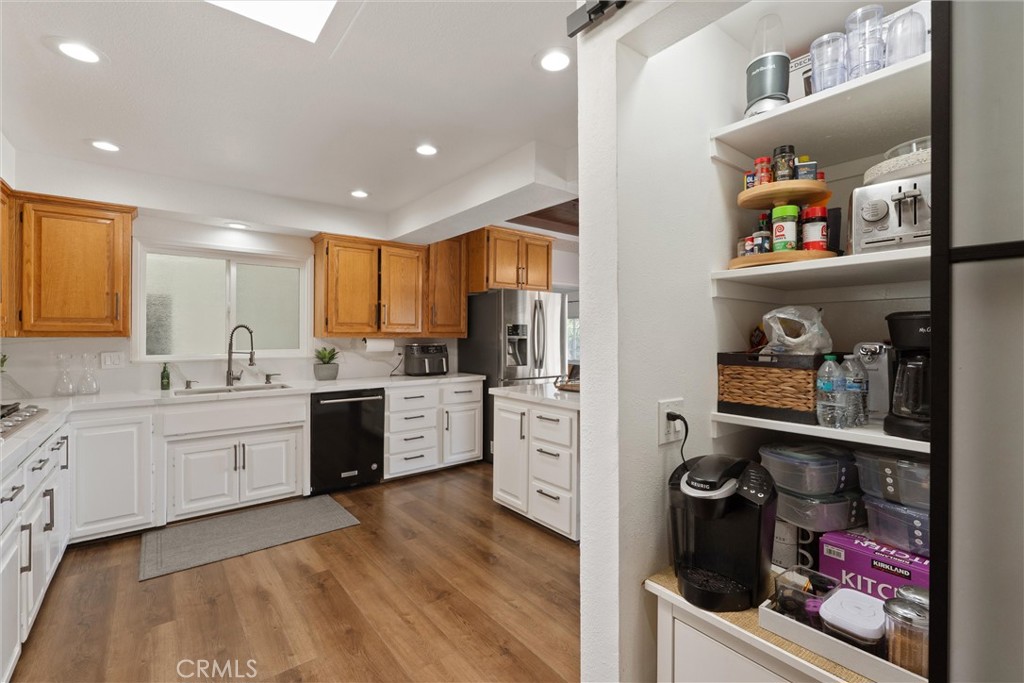 1675 West Mells Lane Anaheim, CA 92802 - Photo 26 of 46