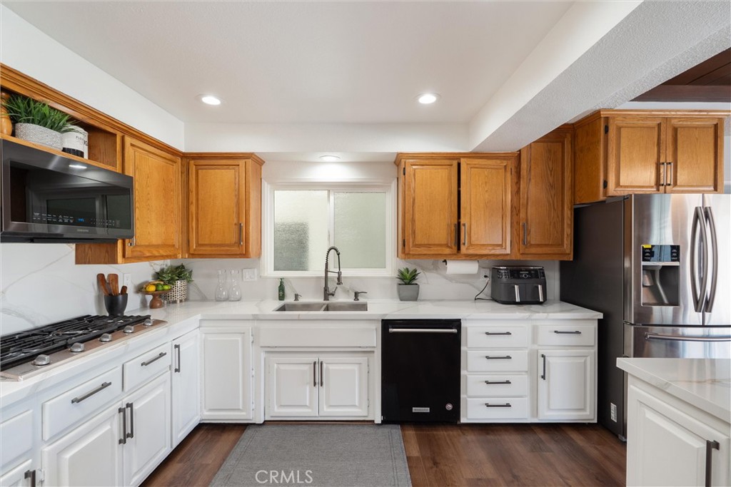 1675 West Mells Lane Anaheim, CA 92802 - Photo 29 of 46