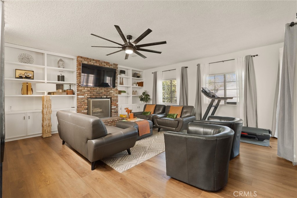 1675 West Mells Lane Anaheim, CA 92802 - Photo 33 of 46