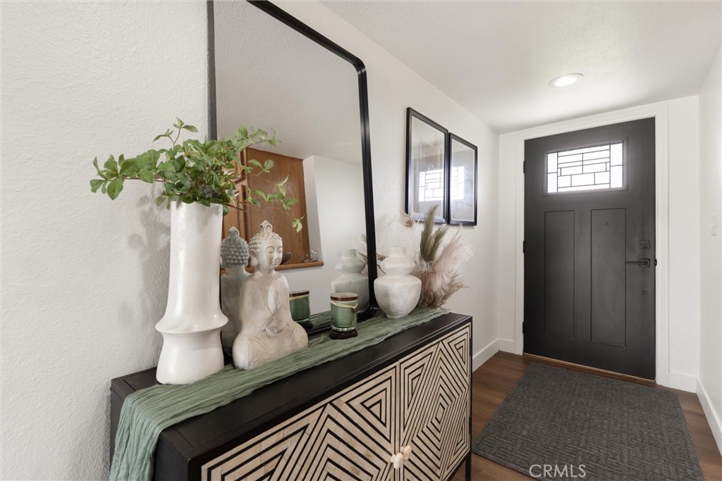 1675 West Mells Lane Anaheim, CA 92802 - Photo 7 of 46