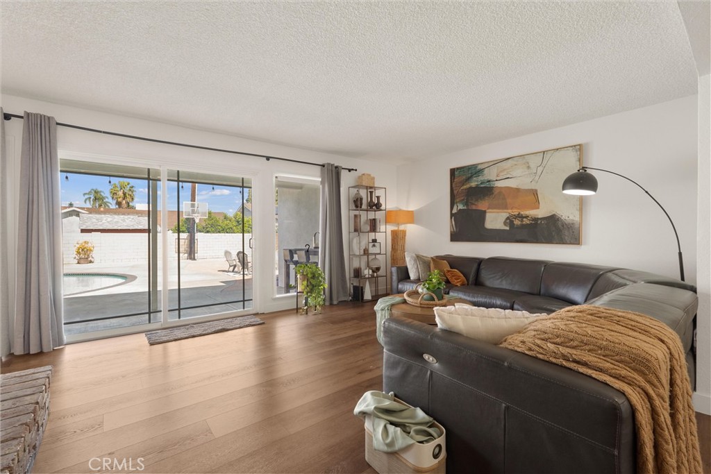 1675 West Mells Lane Anaheim, CA 92802 - Photo 9 of 46