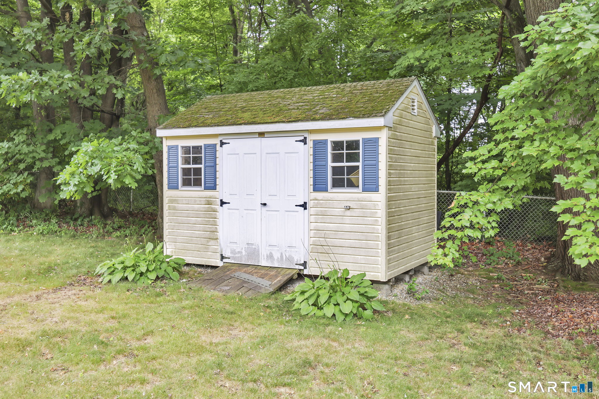 34 Laurel Street Enfield, CT 06082 - Photo 35 of 38
