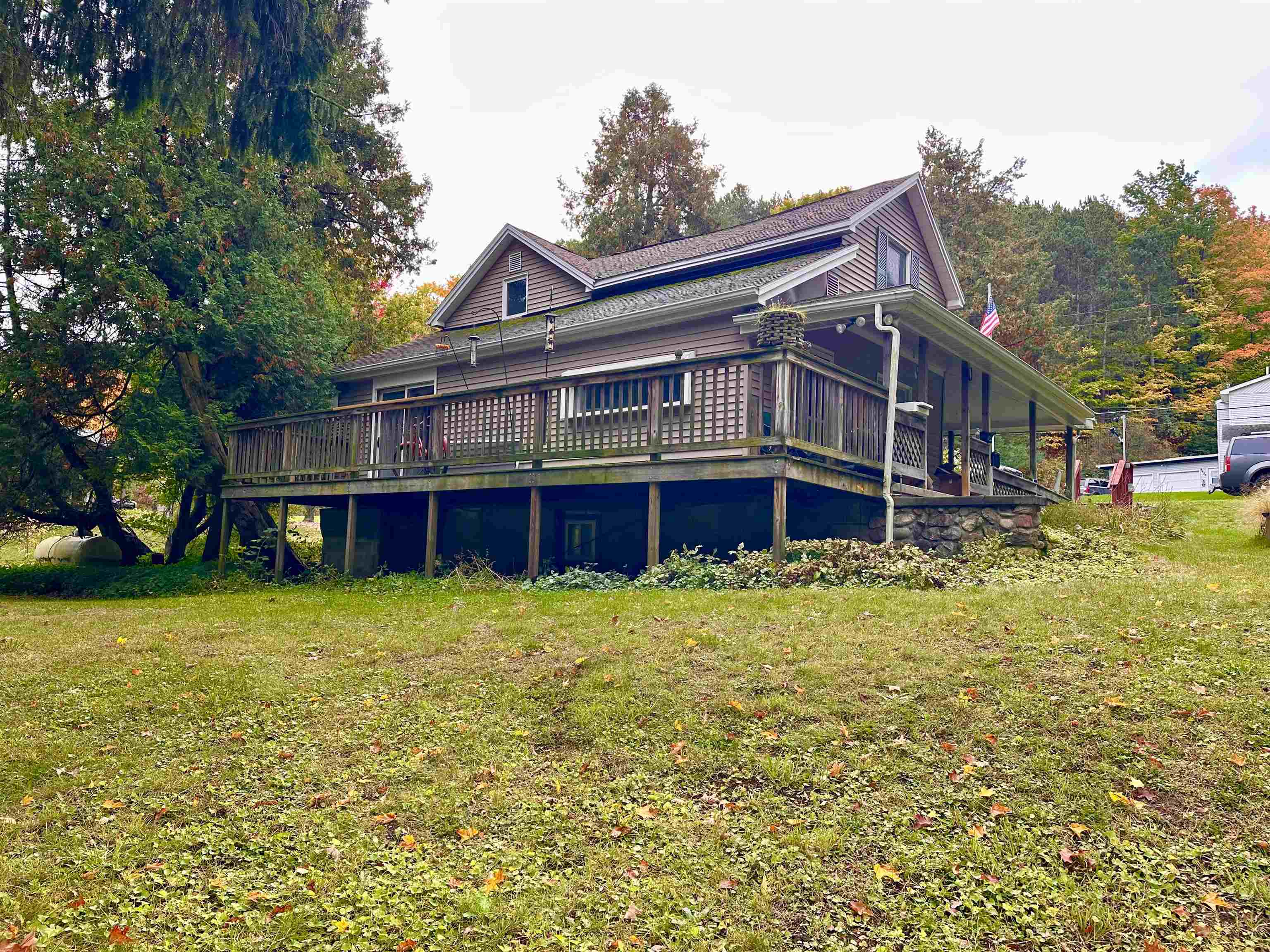 9067 East Lincoln Road Cedar, MI 49621 - Photo 2 of 20 1939786-2c19f561-485a-4a83-997a-f37737388e2b.JPG