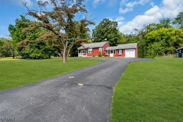 $435,000 | 128 Annandale High Bridge Road, Annandale, NJ 08801