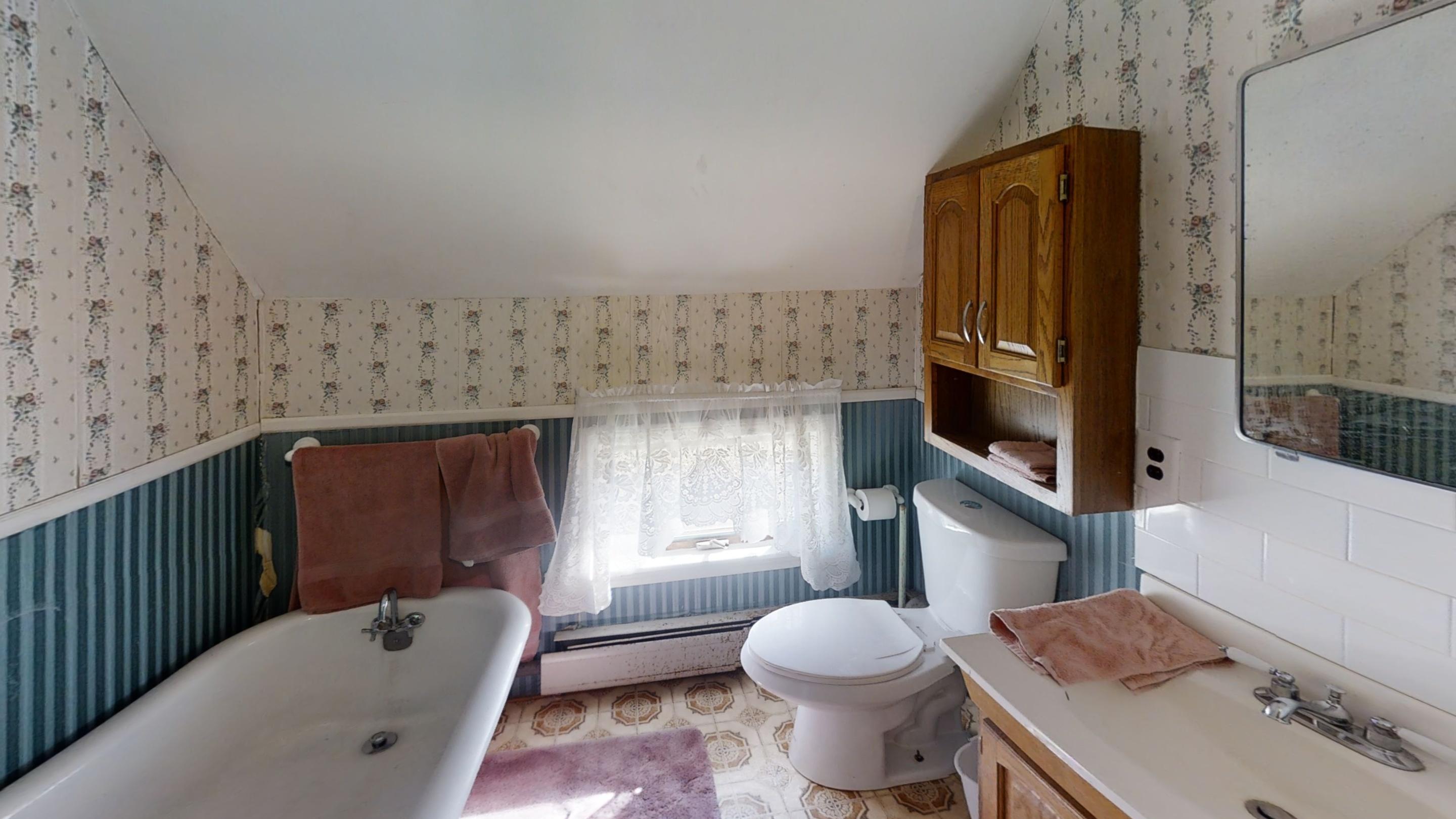 395 Riverside Drive Eddington, ME 04428 - Photo 27 of 31 395-Riverside-Drive-Bathroom
