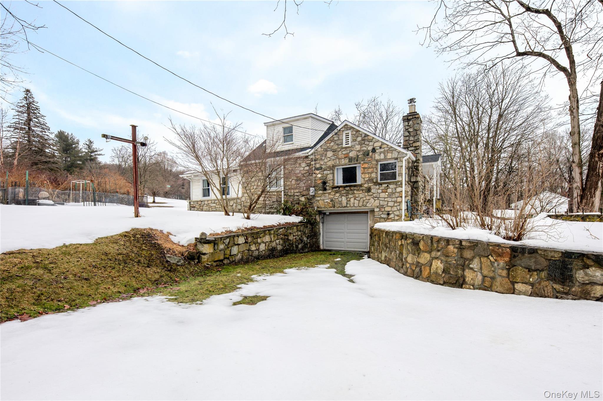 7 Overhill Road Stormville, NY 12582 - Photo 4 of 35