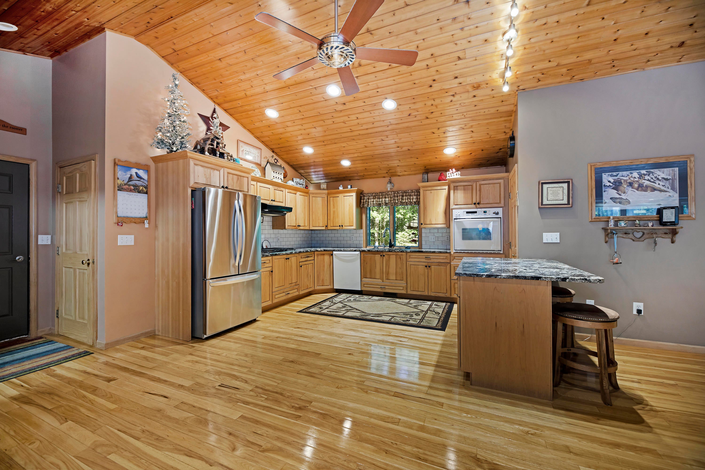 5455 West Birch Road Roscommon, MI 48653 - Photo 11 of 36 Gallery Image 11