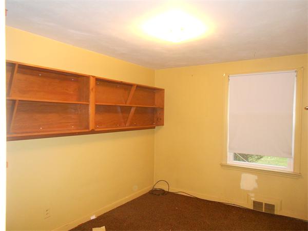 74 Mohawk Drive Springfield, MA 01129 - Photo 11 of 15