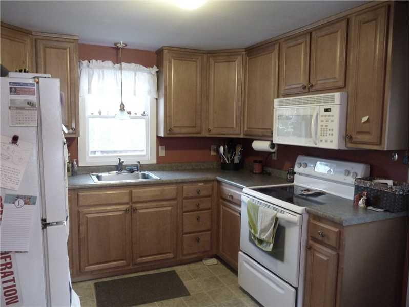 143 Perley Road Naples, ME 04055 - Photo 5 of 20 Kitchen.