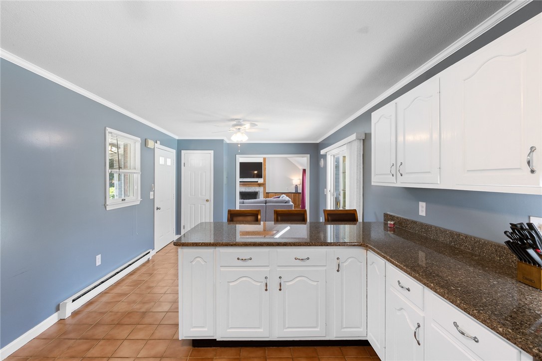 22 Colonial Drive Westerly, RI 02891 - Photo 11 of 35