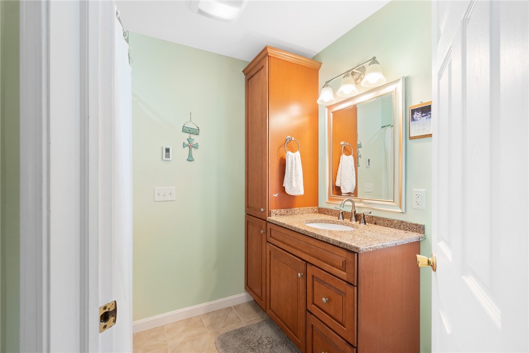 22 Colonial Drive Westerly, RI 02891 - Photo 16 of 35